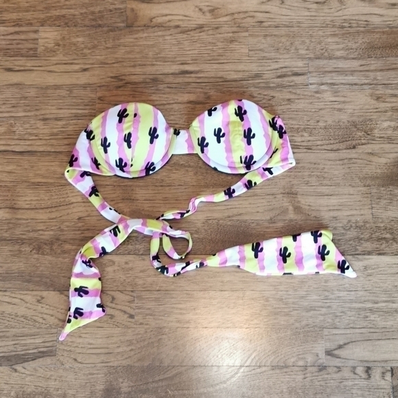 𝅺Pacsun Bikini Top Lightly Padded Strapless Medium New - Picture 1 of 5